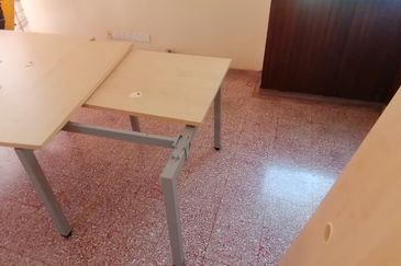 OUG/Happy Garden Corner 2 Storey Semi D For Rent