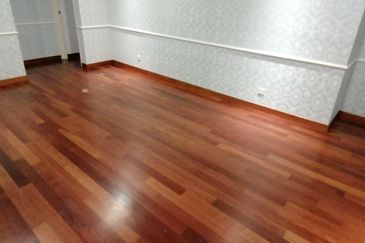 OUG/Happy Garden Fully Renovated Semi D For Sale