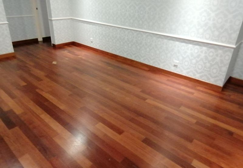 OUG/Happy Garden Fully Renovated Semi D For Sale