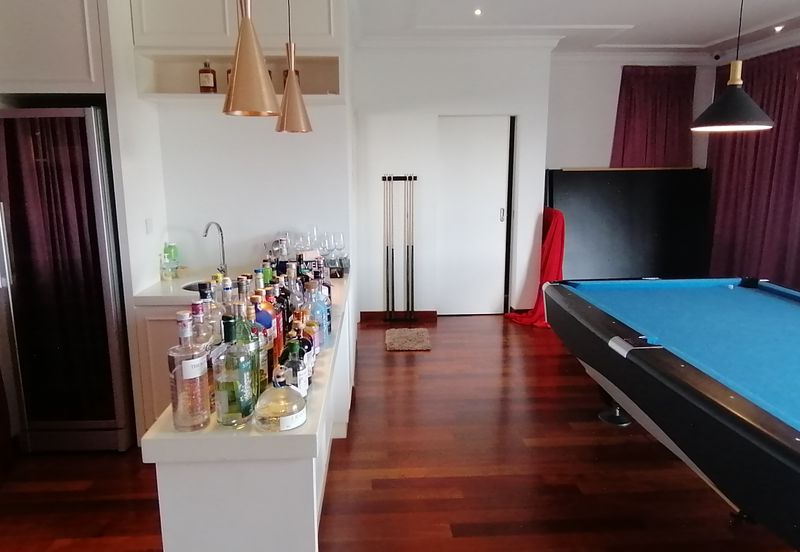 OUG/Happy Garden Fully Renovated Semi D For Sale