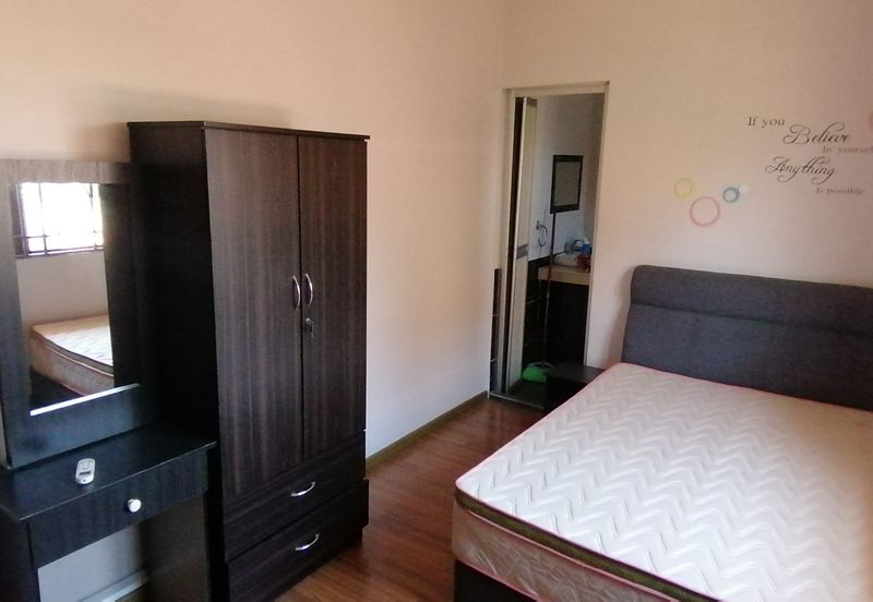 OUG/Jalan Puchong 3 Storey Semi D For Rent