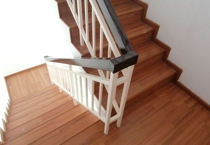 OUG/Jalan Puchong 3 Storey Semi D For Rent