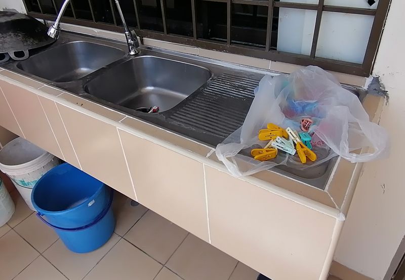 OUG 2 Storey Semi D wIth Big Landscape For Sales