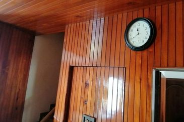 OUG 2 Storey Semi D wIth Big Landscape For Sales