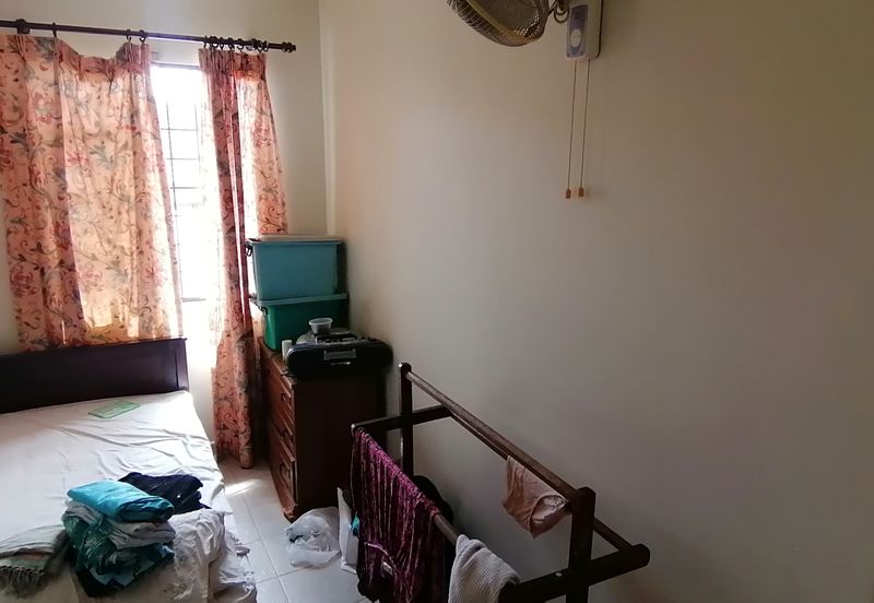 OUG 2 Storey Semi D wIth Big Landscape For Sales