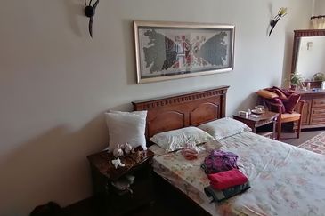 OUG 2 Storey Semi D wIth Big Landscape For Sales