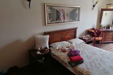 OUG 2 Storey Semi D wIth Big Landscape For Sales