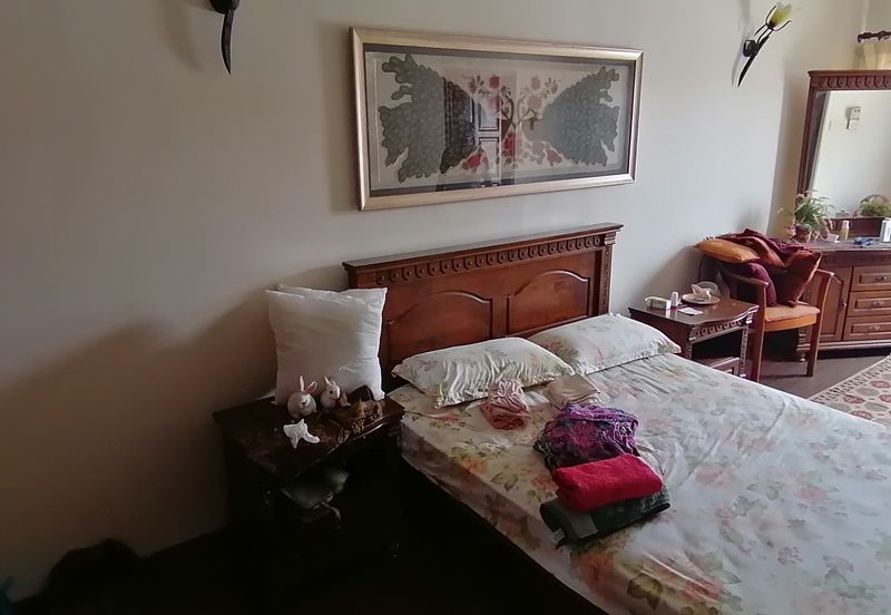 OUG 2 Storey Semi D wIth Big Landscape For Sales