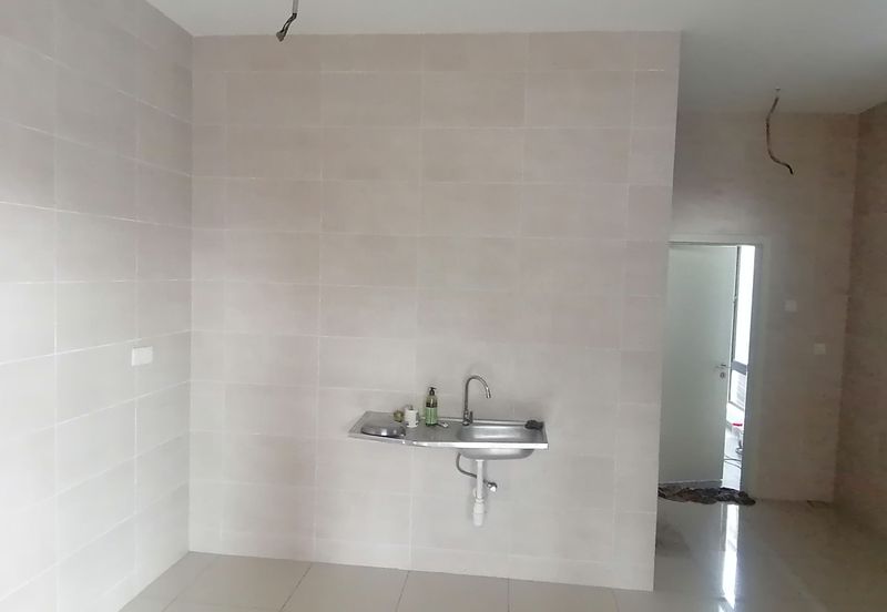 OUG/Taman Yarl New Bungalow For Sale