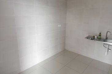 OUG/Taman Yarl New Bungalow For Sale