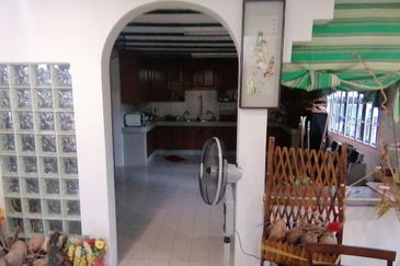 OUG/Old Klang Road 2 Storey Corner Bungalow