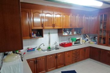 OUG/Old Klang Road 2 Storey Corner Bungalow