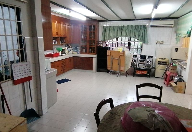 OUG/Old Klang Road 2 Storey Corner Bungalow