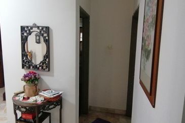 OUG/Old Klang Road 2 Storey Corner Bungalow