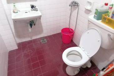 OUG/Old Klang Road 2 Storey Corner Bungalow