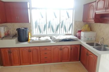 OUG Gated Guarded 2 Storey Semi D For Rent