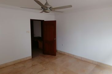 OUG Gated Guarded 2 Storey Semi D For Rent