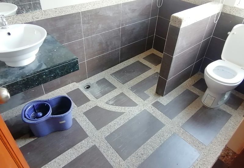 OUG Gated Guarded 2 Storey Semi D For Rent