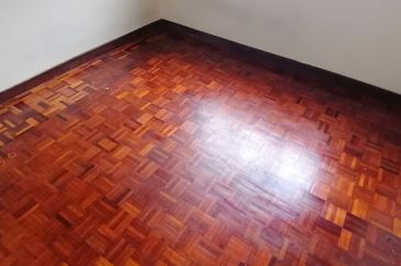 OUG/Happy Garden Ground Floor Townhouse For Rent