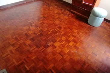 OUG/Happy Garden Ground Floor Townhouse For Rent