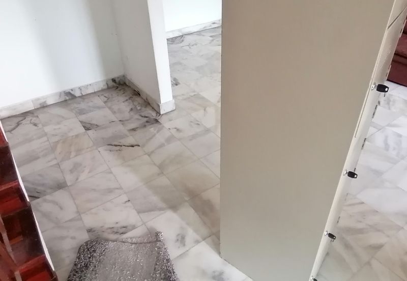 OUG/Happy Garden Ground Floor Townhouse For Rent