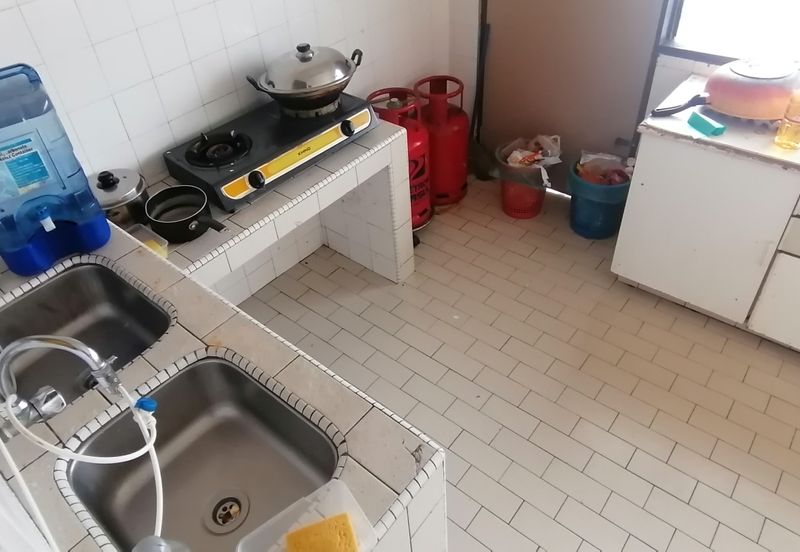 OUG/Taman United 2 Storey Terrace For Rent