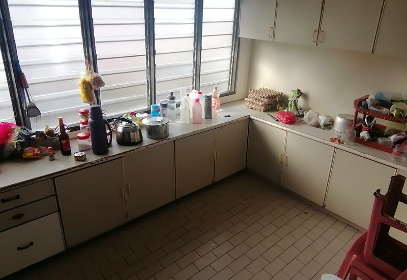 OUG/Taman United 2 Storey Terrace For Rent