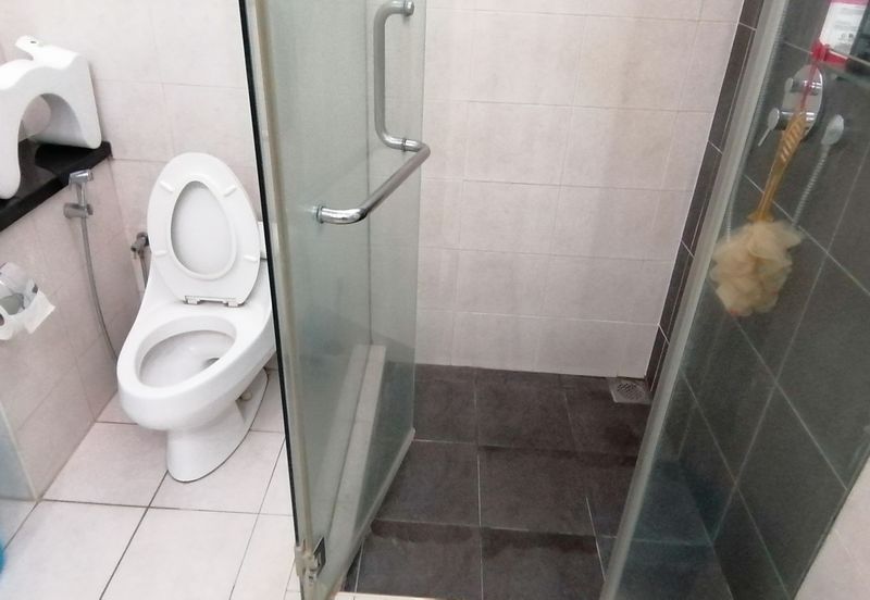 OUG/Taman Desa 2 Storey Semi D FIRE SALE!!!