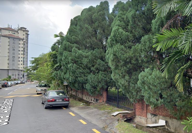 OUG/Taman Yarl Bungalow Lot For Sale