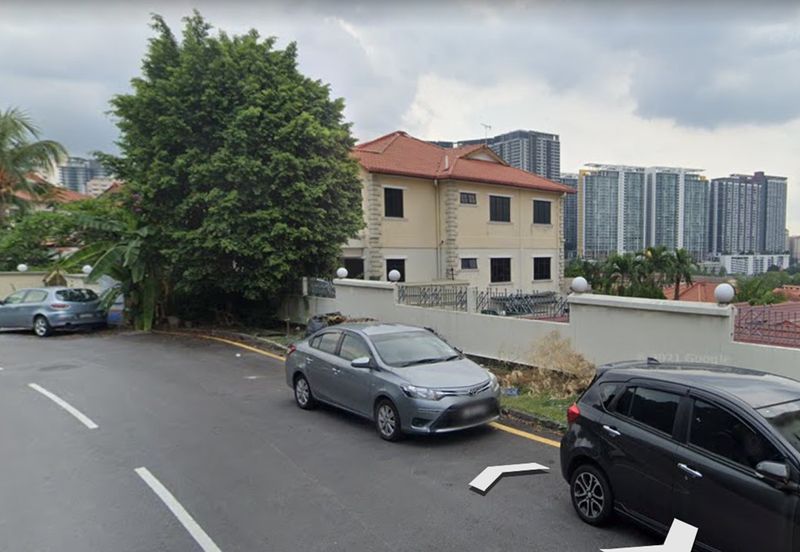 OUG/Taman Yarl Bungalow Lot For Sale