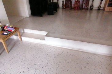 OUG 2 Storey Bungalow With Big Landscape For Sale