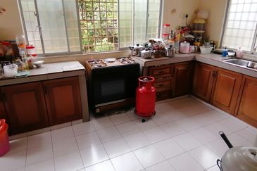 OUG 2 Storey Bungalow With Big Landscape For Sale