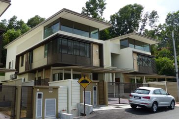 OUG/Taman Bukit Kuchai 2 Storey New Semi D