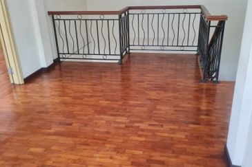 OUG/Taman Yarl 3 Storey Semi D Facing South