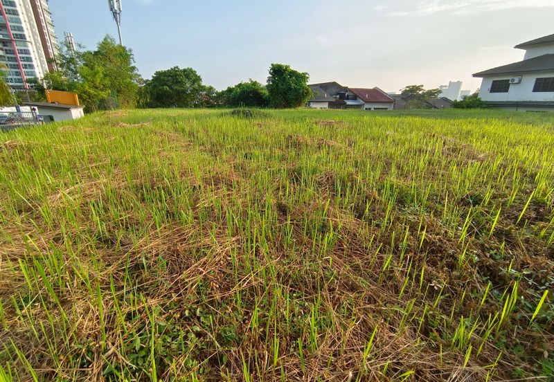 OUG/Happy Garden Gated Guarded Bungalow Land