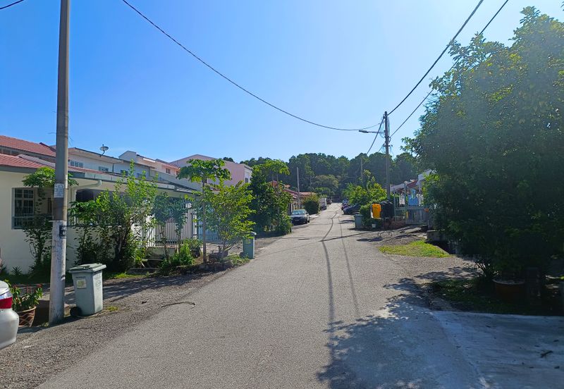 OUG 1 Storey Freehold Terrace For Sale