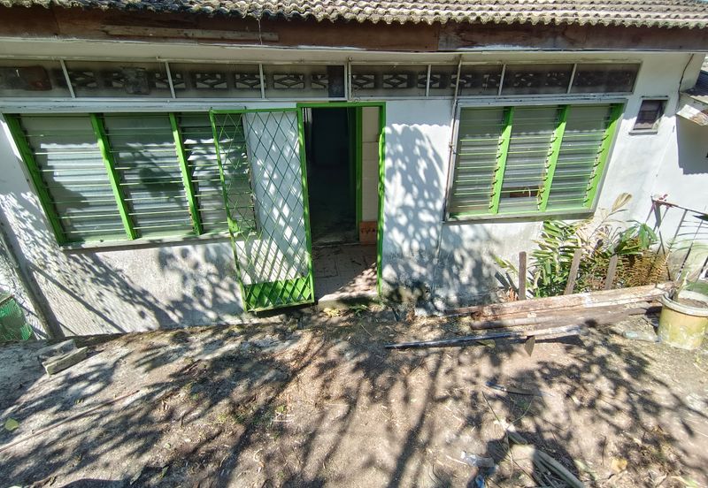 OUG/Happy Garden 1 Storey Terrace For Sale