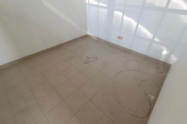 OUG 2 Storey Terrace Biggest Layout For Sale