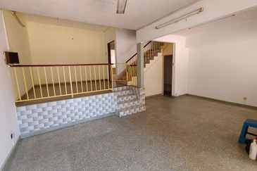 OUG 2 Storey Terrace Biggest Layout For Sale