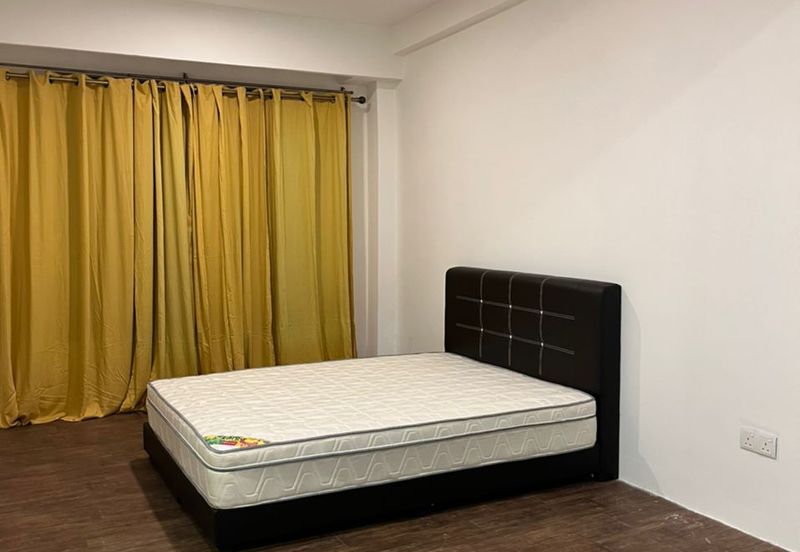 OUG Quiet & Renovated Full Furnished Terrace House