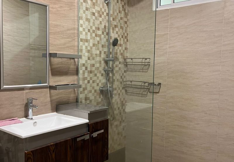 OUG Quiet & Renovated Full Furnished Terrace House