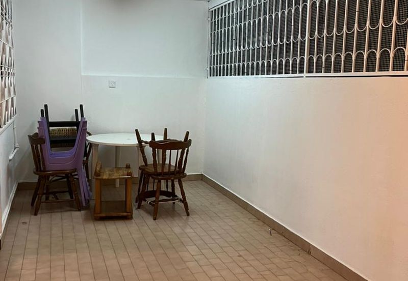 OUG Quiet & Renovated Full Furnished Terrace House