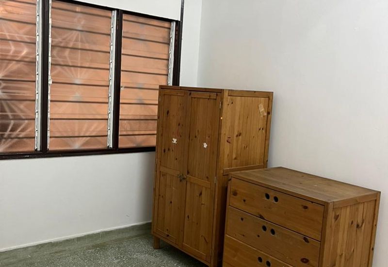 OUG Quiet & Renovated Full Furnished Terrace House