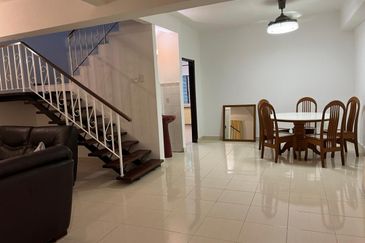 OUG Quiet & Renovated Full Furnished Terrace House