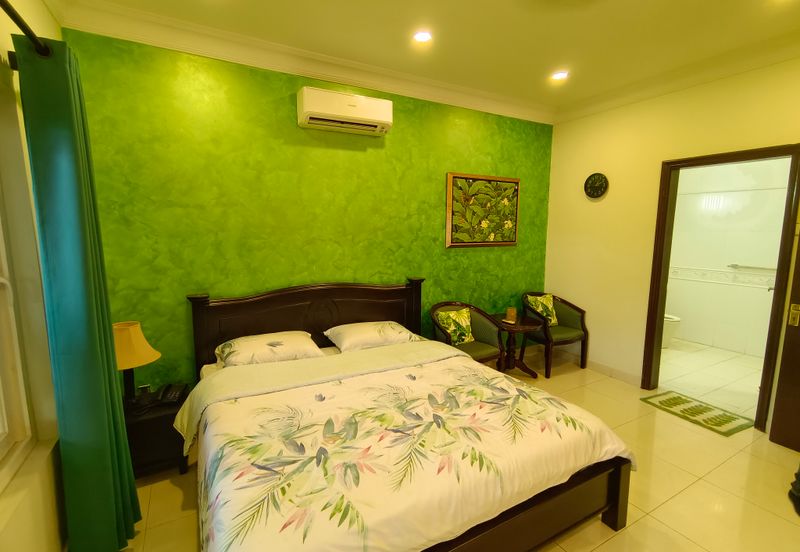 OUG/Taman Yarl 2 Storey Renovated Bungalow Gated Guarded For Sale