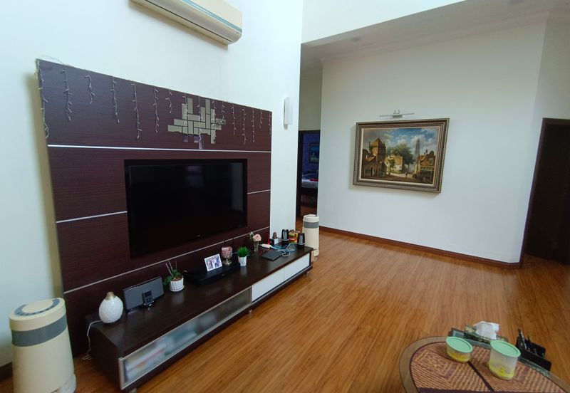 OUG/Taman Yarl 2 Storey Renovated Bungalow Gated Guarded For Sale