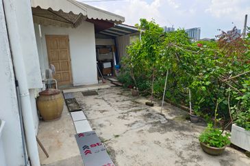 Oug 2 Storey Semi D For Sale