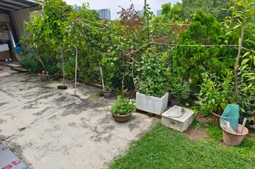 Oug 2 Storey Semi D For Sale