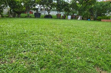 Oug 2 Storey Semi D For Sale