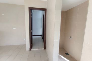 Oug/Salak South Corner Bungalow For Sale